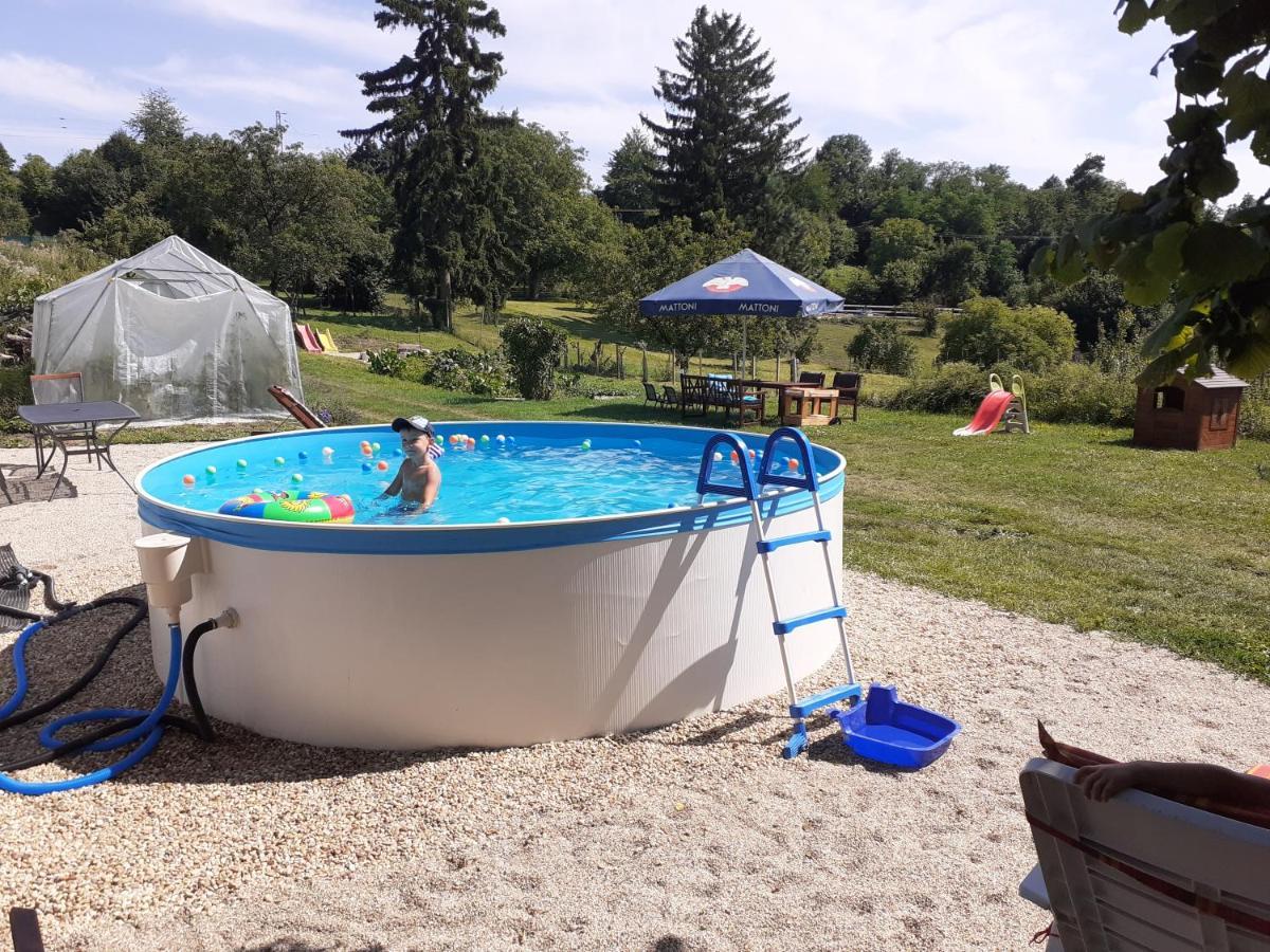 Penzion Mala Farma Nemojany Buitenkant foto