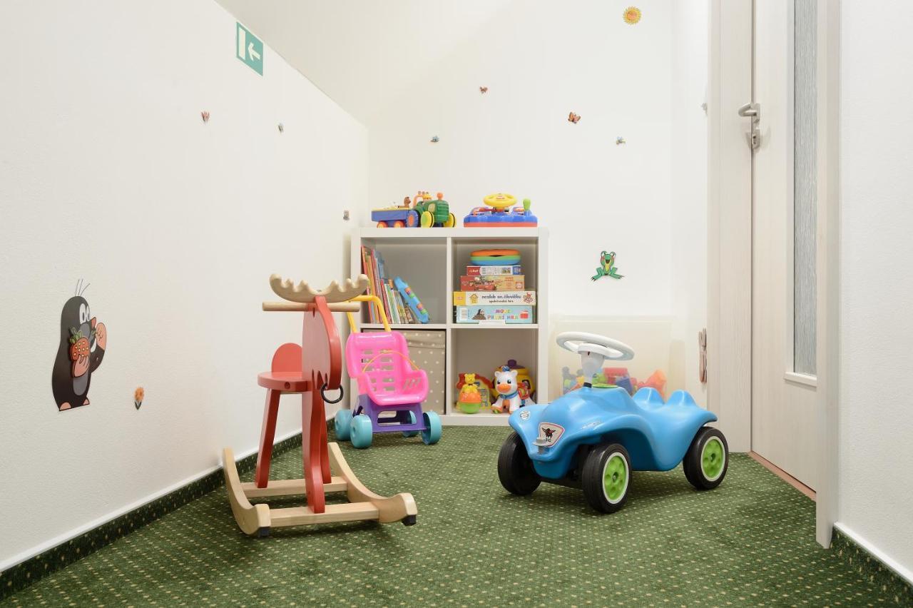 Penzion Mala Farma Nemojany Buitenkant foto